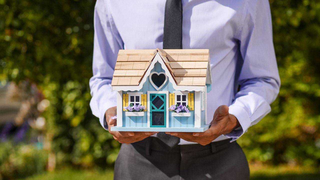 Immobilie ohne Makler verkaufen: Ablauf, Kosten und Risiken beim Privatverkauf – Immobilien Ratgeber von Rhein & Reben Immobilien Landau Immobilie ohne Makler verkaufen: Ablauf, Kosten und Risiken beim Privatverkauf